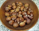 Foto del paso 1 de la receta: Castañas en almíbar