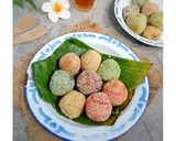 Foto langkah ke 6 dari resep Onde - onde pelangi.