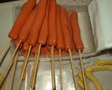 Φωτογραφία βήματος 2 της συνταγής "Corn" dogs με λωρίδες σφολιάτας