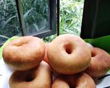 Foto langkah ke 5 dari resep Donat maizena.