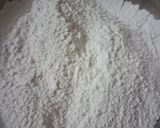 A picture of step 2 of Beetroot chakli (murukku).