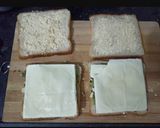 A picture of step 6 of Onion Tomato Masala Papad Sandwich.
