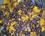 A picture of step 5 of Kalay Chanay ki Chaat.