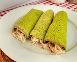 A picture of step 7 of Mexican Green Enchiladas.