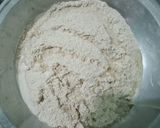 A picture of step 4 of Naram Naram Garam Garam Haseen Phulka.