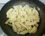 A picture of step 2 of Aloo pyaaz ki tasty sabji aur ajwain ke parathe.