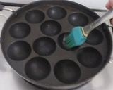 A picture of step 4 of No fry Medu Vada.