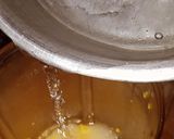 A picture of step 2 of Mango fluffy Slush.