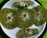 A picture of step 3 of Sprouted palak paneer chilla.