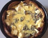 Foto del passaggio 3 della ricetta Cestino di pane con radicchio, pere e gorgonzola