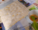 Foto del paso 3 de la receta: Empanada York, queso y dátiles