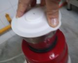 A picture of step 2 of Mahashivratri Special Thandaai.