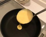 Hình bước làm 2 của món Bánh nướng chảo (pancake) cho bé