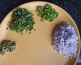 A picture of step 5 of Jodhpuri Pyaj kachori.