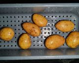 Foto del passaggio 2 della ricetta Patate prezzemolate
