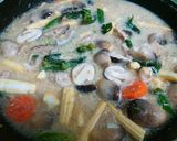 รูปขั้นตอนการทำที่ 5 ของ ราดหน้าหมูหมัก