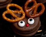 A picture of step 4 of Rudolf the Reindeer Christmas dessert.
