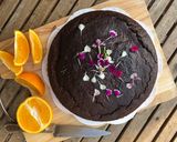 A picture of step 13 of Vegan Orange and Chocolate cake.