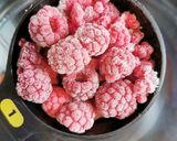 Foto del paso 1 de la receta: Mermelada Keto de frambuesa y chía