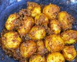 A picture of step 8 of Spicy baby potato curry.
