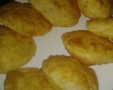 A picture of step 4 of Dal  ki kachori.