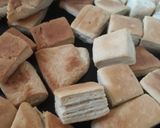 Foto del paso 4 de la receta: Bizcochitos hojaldrados de grasa