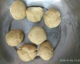 A picture of step 3 of Fry Litti in ghee.