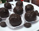 Foto langkah ke 4 dari resep Bola bola coklat oreo.