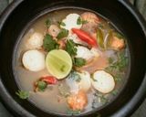 Foto langkah ke 5 dari resep Tom Yam Soup.