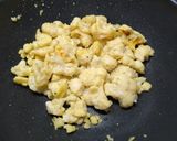 Une image de l'étape 3 de Riz épicé au choux fleur.