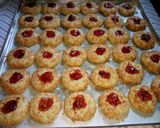 Foto langkah ke 6 dari resep Stroberry thumprint cookies.