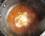 A picture of step 8 of Palak kofta curry.