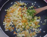 Foto langkah ke 3 dari resep Bokkeumbab (볶음밥) - Nasi Goreng Simple Korea.