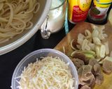 Foto langkah ke 1 dari resep Spaghetti Alfredo.