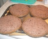 Erdei gyümölcsös diós torta recept fázis 2 fotója