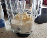 A picture of step 1 of My Oreo frappe 😋.
