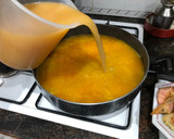 Foto del paso 7 de la receta: Zarzuela de rape, merluza y gambones