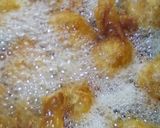 A picture of step 9 of Potato balls.