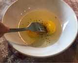 Foto del paso 2 de la receta: Huevos a la ostra