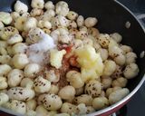 मसाला मखाना (masala makhana recipe in Hindi) रेसिपी चरण 2 फोटो