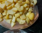 लेफ्टओवर रोटी की चाट(leftover roti ki chaat recipe in hindi) रेसिपी चरण 2 फोटो