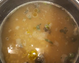Foto del paso 4 de la receta: Verduras salteadas, salmón y arroz trufado