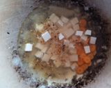 Foto langkah ke 4 dari resep Cah sawi wortel tahu simpel.
