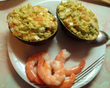 Foto del paso 16 de la receta: Ensalada de aguacates con gambas y salsa rosa