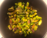 Foto del paso 1 de la receta: Salmón con salsa de pistachos