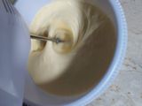 32. Kue bolu biasa simple