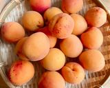 Hình bước làm 2 của món 💚 Sữa Chua & Mơ Ngọt (Apricot) - Bữa Sáng Lành Mạnh