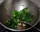 A picture of step 3 of Spinach soup.