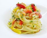 Foto del passaggio 6 della ricetta Trenette con crema di tonno e peperoni
