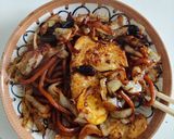 A picture of step 9 of Hokkien mee.